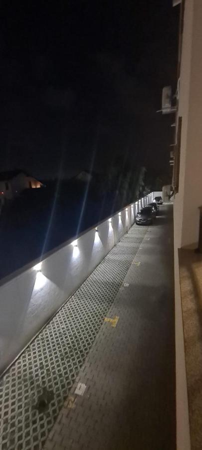 Doxa Airport Otopeni Dış mekan fotoğraf